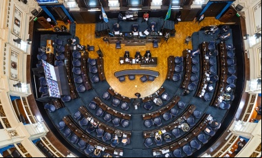 El kichnerismo fracasó en imponer la elección unificada pero habilitó otra jugada para presionar a Kicillof